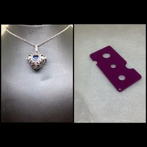 Jewelry In Bloom Heart Locket Diffuser Necklace with Essential Bottle Key